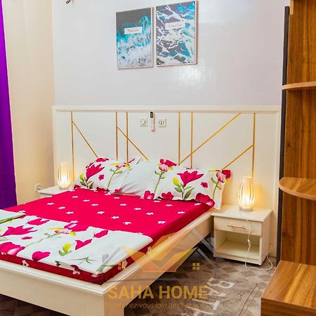Le Luxe A Yaounde Chez Saha Home Exteriör bild